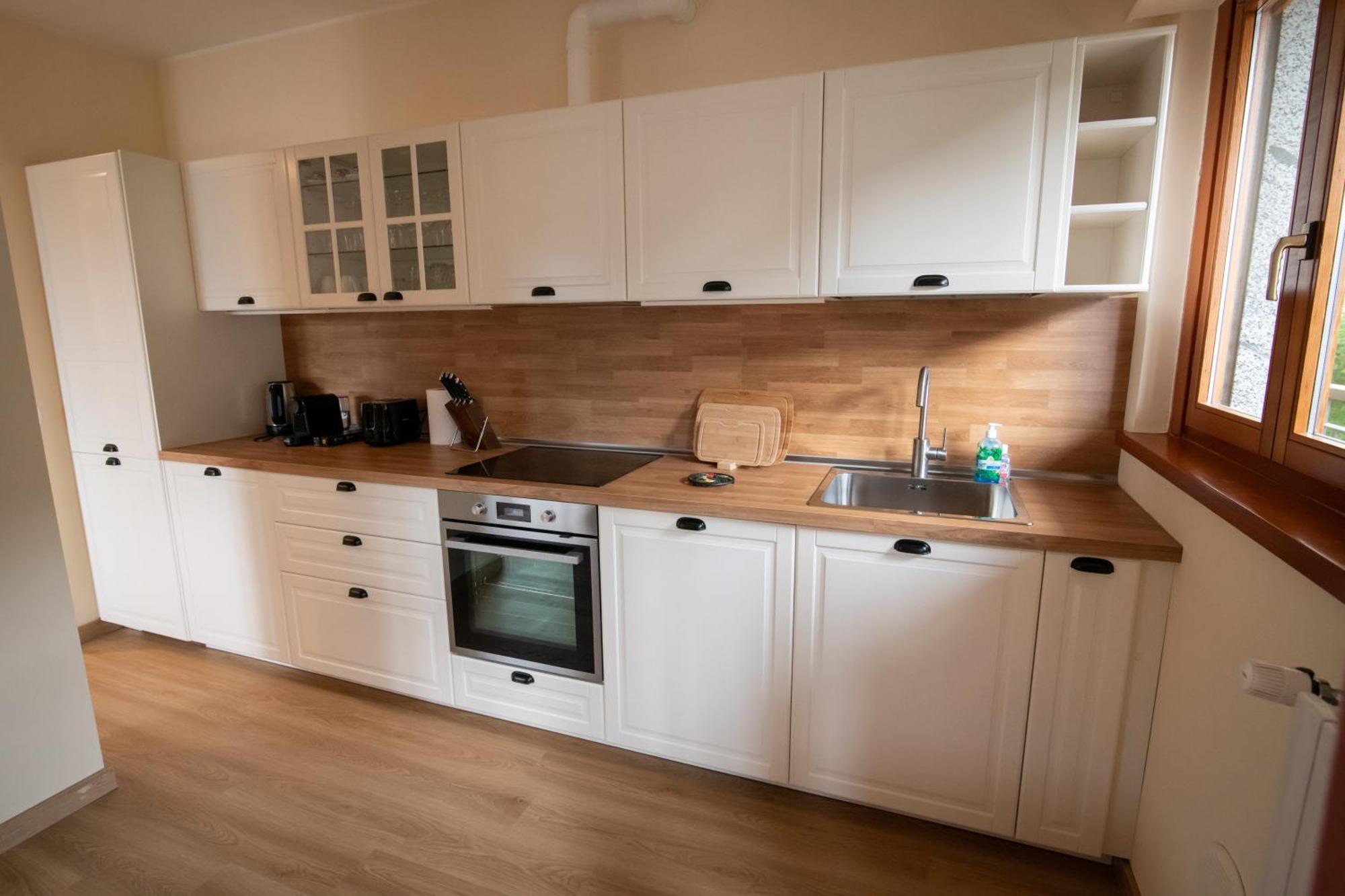 Residenza Lago Sereno Porto Ceresio Eksteriør billede